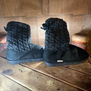 Muk Luks boots